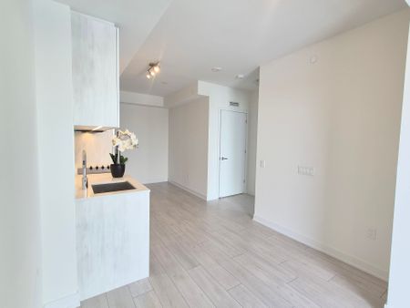 For Lease - 5858 YONGE Street Unit# 303, Toronto, Ontario - Photo 2