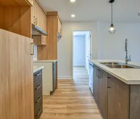 1 room apartment of 111m² in Saint-Lin–Laurentides - Photo 1