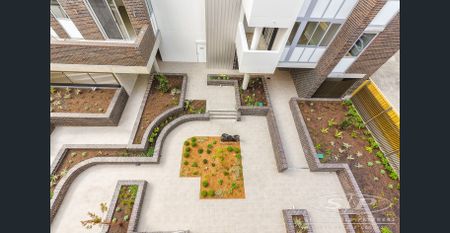 Great Location, Luxury Living - Photo 4