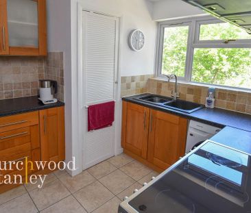 2 bedroom maisonette to rent - Photo 5