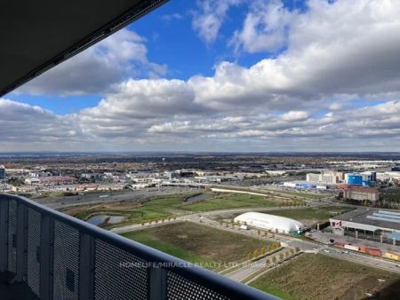 8 Interchange Way #3503 - Photo 3