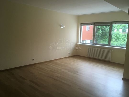 Four Bedroom House Near Lake in Baneasa - Photo 1