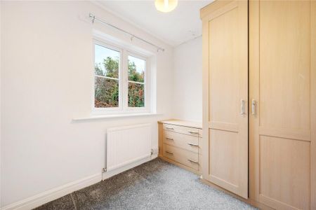 4 bedroom detached house to rent - Photo 5