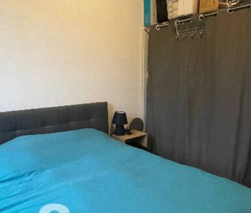 *A louer 2 pièces QUARTIER STE THERESE- petit immeuble - Photo 4