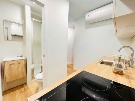 Calle de Picos de Europa, Madrid, Community of Madrid 28038 - Foto 5