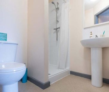 2 bedroom apartment to rent - Photo 6