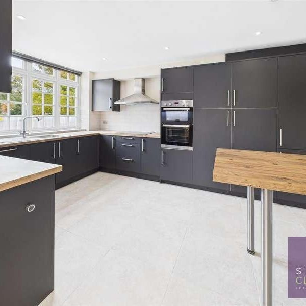 Lime Grove, Totteridge, N20 - Photo 1