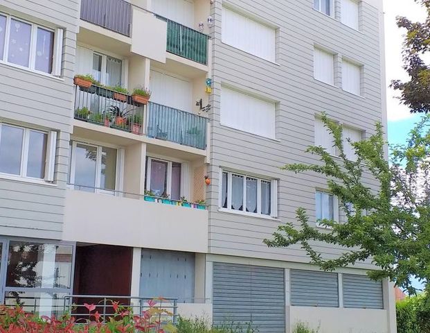 TILLIERES SUR AVRE - T4 de 80 m² - Photo 1
