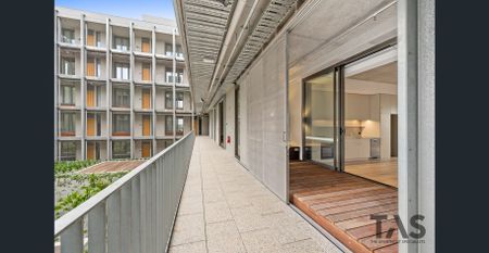 SPACIOUS 2 BEDROOM + 1 BATHROOM APARTMENT! - Photo 4