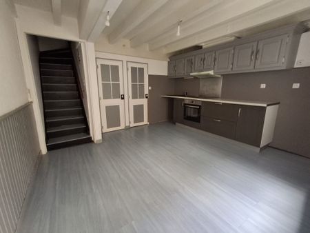 Location Appartement 2 pièces 42m² ROQUECOURBE 81210 - Photo 4