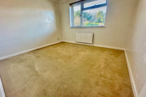 Millhams Drive, BOURNEMOUTH - Photo 1