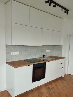 Pronájem bytu 1+kk • 36 m² bez realitkyPetrohradská, Praha - Vršovice - Фото 1