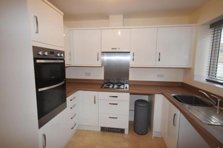 2 bedroom terraced house to rent - Photo 5