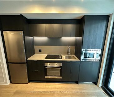 1 Jarvis Street #819 - Photo 3