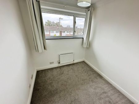 3 bedroom end of terrace house to rent - Photo 5