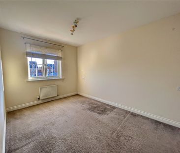 4 bed semi-detached house to rent in Hillmorton Road, Ingleby Barwi... - Photo 4