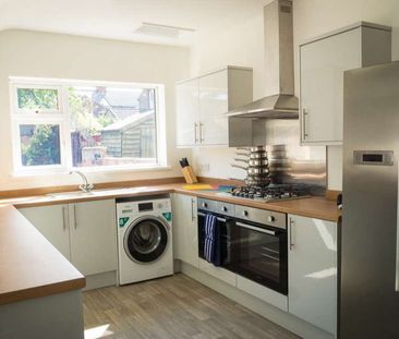 🛏️ Cosy Double Room in a Well-Maintained HMO - Photo 4