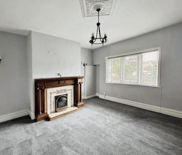 Liversedge Hall, Liversedge Hall Lane, WF15 - Photo 4