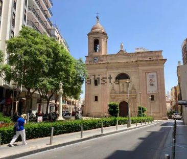 Alquiler de piso en Centro-Rambla - Foto 5