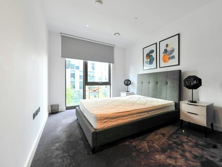 Flat to rent on - Photo 4