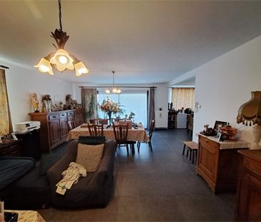 Een appartement op de eerste verdieping met garage - Photo 3