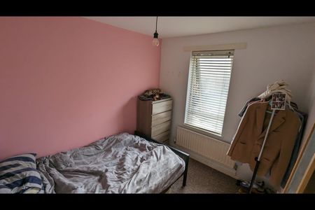 3 Bed Terraced House, Grand Union Crescent, E8 - Photo 2