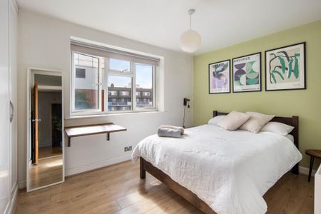 2 bedroom flat to rent - Photo 2