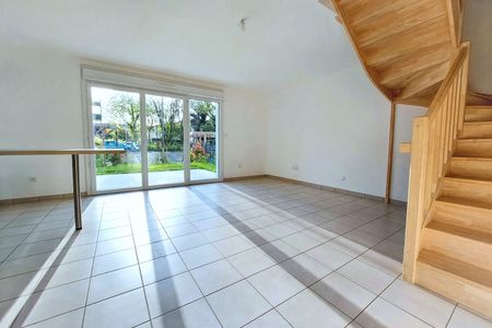 Location Maison 5 pièces 90m² - Photo 3
