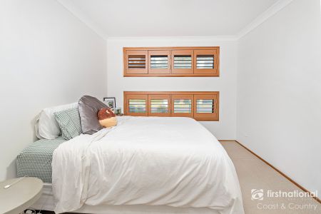 Spacious 4-Bedroom Duplex Opposite Werri Beach - Photo 3