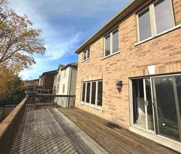 For Lease - 750 Valley Green Trail, Newmarket, Ontario - Photo 6