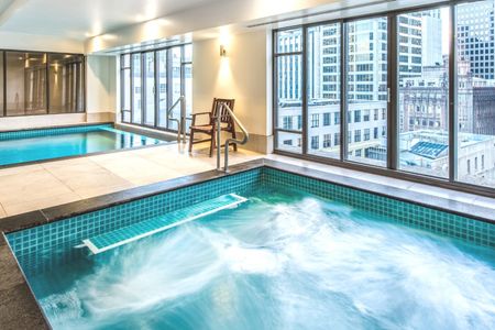 Newly renovated furnished 2 bedroom Apartment!! - Photo 4