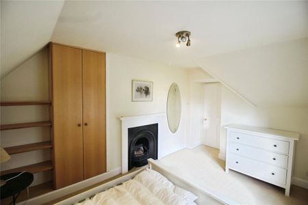 3 bedroom detached house to rent - Photo 3