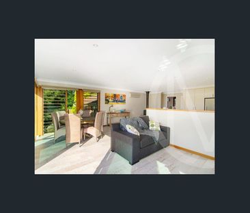 Family home on acreage in Kenthurst - Photo 2