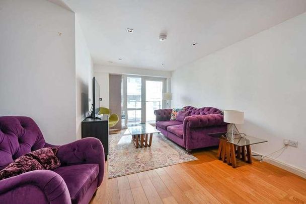 Dickens Yard, Ealing, W5 - Photo 1