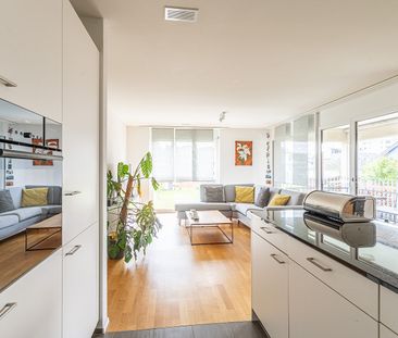 Moderne 3.5 Zimmer-Wohnung mit viel Platz - Photo 2