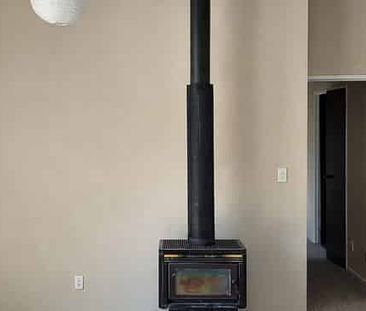 Charming Mountain Retreat - Photo 2