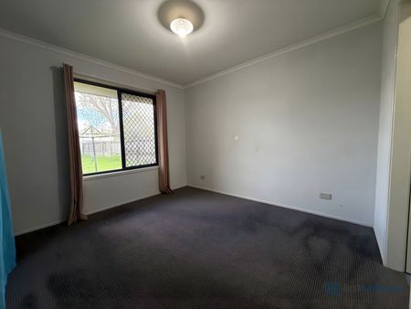 CONVENIENT NORTH BOOVAL LOCATION - Photo 4