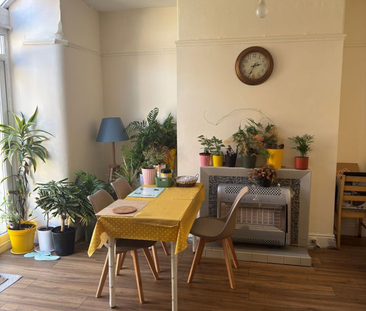 1 bedroom in a house share to rent - Photo 3