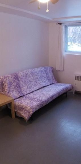 3 1/2 - Montréal (Côte-des-Neiges) - 1 200 $/mois - Photo 1