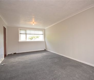 28, Sledmere Lane, Leeds, West Yorkshire, LS14 5DR - Photo 2