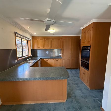 FOUR BEDROOM FAMILY HOME - Photo 3