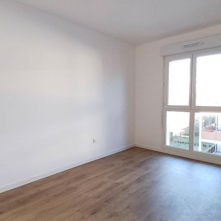 location Appartement T2 DE 38.86m² À DAMMARIE les LYS - Photo 3