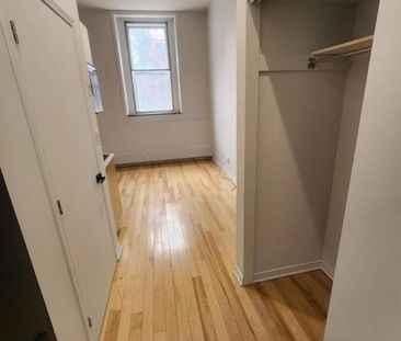 1 CH - 1 SDB - Montréal - $1,195 /mo - Photo 4