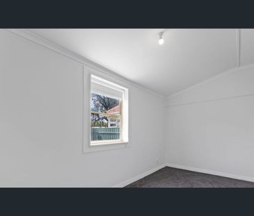 The Family Home - Photo 4