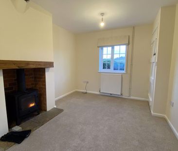 2 bedroom terraced house to rent - Photo 1