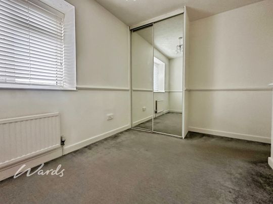2 bedroom end of terrace house to rent - Photo 1