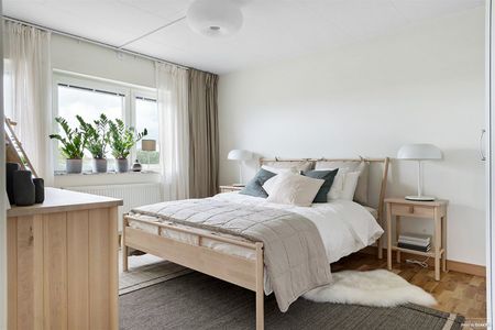 Övre Torekällgatan 38 - Foto 2