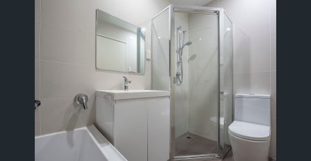 Luxury Apartment - Photo 5