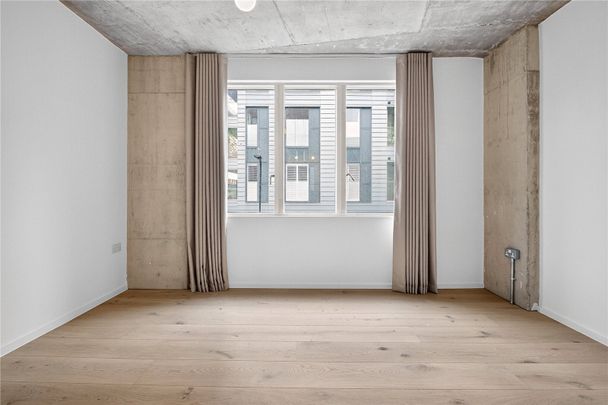 London Lane, London Fields, Hackney, London, E8 3PR - Photo 1