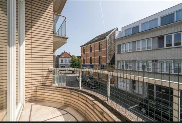 ✨ Stijlvol appartement in hartje Vilvoorde mét zonnig terras! ☀️ - Photo 1